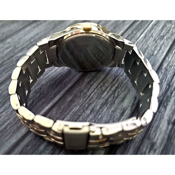 Pristine Rare Vintage WALTHAM President 80's Black Date just Retro Men's Watch - Picture 6 of 11